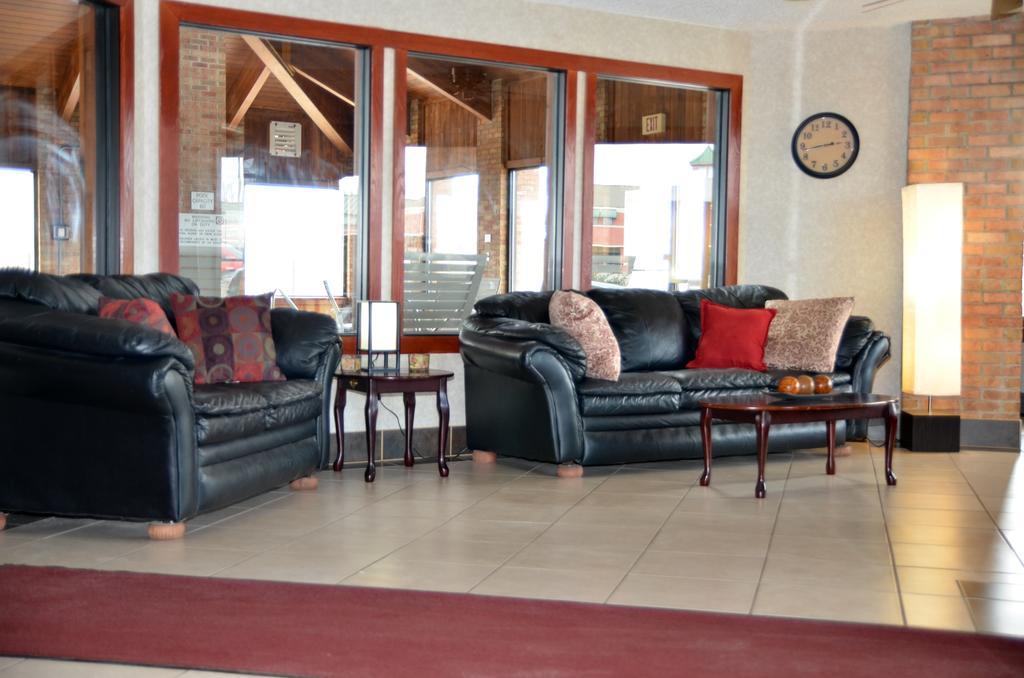 Baymont By Wyndham Port Huron Extérieur photo