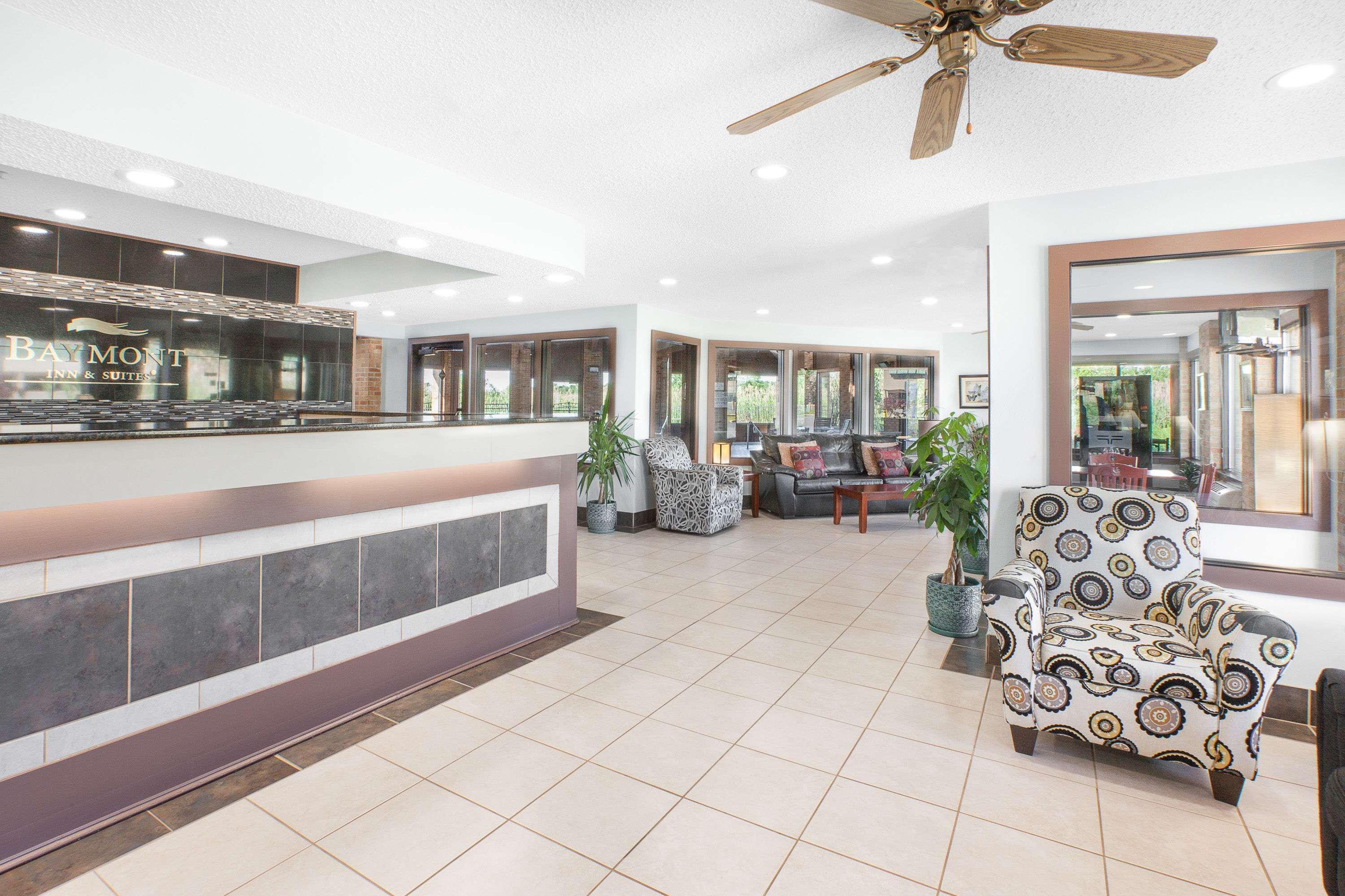 Baymont By Wyndham Port Huron Extérieur photo